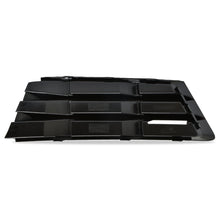 Load image into Gallery viewer, Rejilla Audi A4 17-19 izquierdo