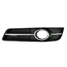 Load image into Gallery viewer, Rejilla Audi A3 09-12 c/hoyo c/filo cromo izquierda