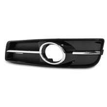Load image into Gallery viewer, Rejilla Audi A3 09-12 c/hoyo c/filo cromo izquierda