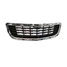 Cargar imagen en el visor de la galería, Parrilla de defensa c/cromo central Trax 13-16 c/moldura cromo central