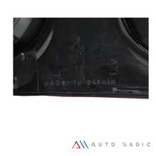 Cargar imagen en el visor de la galería, Calavera Ram 07-08 izquierda