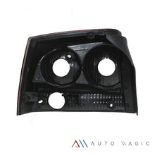 Cargar imagen en el visor de la galería, Calavera Charger 06-08 derecha
