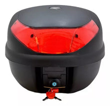 Cargar imagen en el visor de la galería, Porta casco para motocicleta de plastico y reflejate capacidad 30lts. con soporte de sujeción.