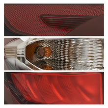 Load image into Gallery viewer, Calavera Escape 17-19 LED clara exterior derecha