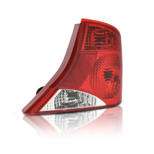 Calavera Focus Sedan 00-04 derecha