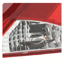 Load image into Gallery viewer, Calavera Focus Sedan 00-04 derecha