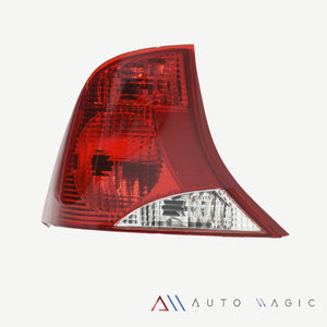Calavera Focus Sedan 00-04 izquierda