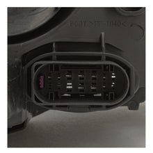Load image into Gallery viewer, Faro Focus 15-17 c/luz de dia led cromo derecho