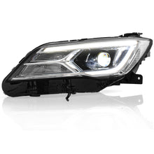Load image into Gallery viewer, Faro MG5 21-24 elegance luz de dia + luz  Led 10 pines izquierdo