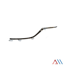 Cargar imagen en el visor de la galería, Moldura de Parrilla Mazda 6 14-16 derecha