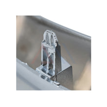 Cargar imagen en el visor de la galería, Moldura de parrilla Mazda CX5 18-21 cromo izquierda