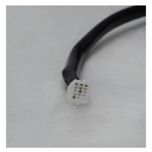 Load image into Gallery viewer, Espejo Mazda 3 19-24 electrico c/direccional c/desempañante 5 pines izquierdo