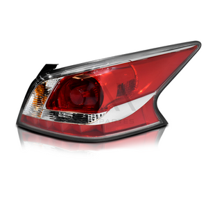 Calavera Altima 4pts. 14-16 c/focos derecha