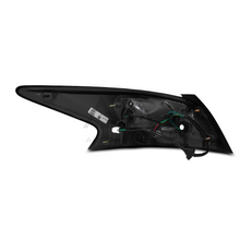 Load image into Gallery viewer, Calavera Altima 4pts. 14-16 c/focos derecha