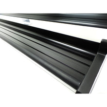 Cargar imagen en el visor de la galería, Estribos Frontier NP300 16-15 estilo oem