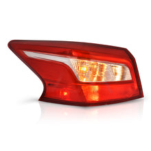 Cargar imagen en el visor de la galería, Calavera Sentra exterior 17-19 exterior izquierda