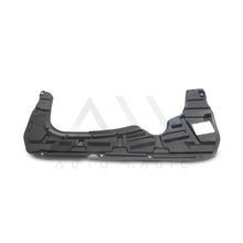 Load image into Gallery viewer, Tolva de motor Sentra 13-16 inferior