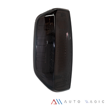 Load image into Gallery viewer, Calaveras Frontier 05-15 LED negras Performance