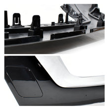 Load image into Gallery viewer, Moldura de Parrilla superior Versa 20-22 filo cromo con tapa de remolque