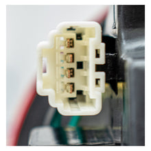 Cargar imagen en el visor de la galería, Calavera Sentra 04-06 SE-R c/focos oscuros izquierda