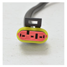 Load image into Gallery viewer, Rejillas Versa 15-18 luz de dia c/direccional