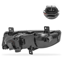 Load image into Gallery viewer, Faros de niebla Versa 23-25 c/arnes, switch oem y focos