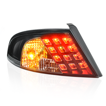 Load image into Gallery viewer, Calaveras Stratus 01-06 Se, Sport, RT LED negras performance