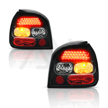 Cargar imagen en el visor de la galería, Calaveras Golf 93-99 LED negras performance