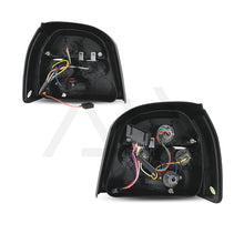 Cargar imagen en el visor de la galería, Calaveras Golf 93-99 LED negras performance