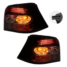Cargar imagen en el visor de la galería, Calaveras Golf 00-05 LED negras performance