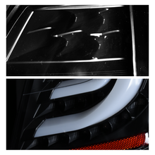Load image into Gallery viewer, Calaveras Fit 08-13 LED negras Performance