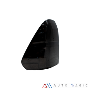 Calaveras Hilux 16-23 LED negras Performance