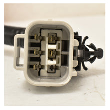Load image into Gallery viewer, Calavera Tundra 00-06 c/focos derecha