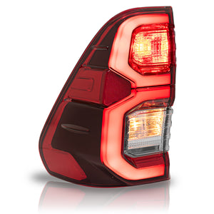 Calavera Hilux 16-23 LED c/arnes c/focos izquierda