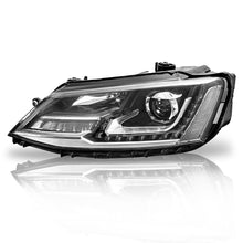 Cargar imagen en el visor de la galería, Faros Jetta 11-18 tipo Gli c/lupa luz de dia para foco xenon Performance