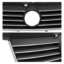 Load image into Gallery viewer, Parrilla Passat 02-05 c/moldura cromo
