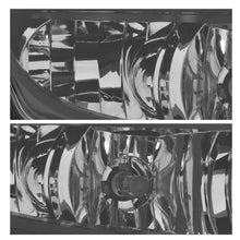 Load image into Gallery viewer, Faro niebla Vento 16-19 / Polo y Gti 13-14 p/1 foco negro izquierdo