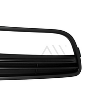 Cargar imagen en el visor de la galería, Rejilla negra Polo 15-18 c/triangulo p/faro niebla izquierda