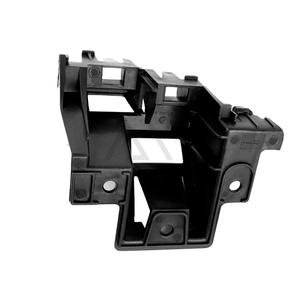 Soporte guia trasero Jetta 11-14 defensa delentera izquierdo