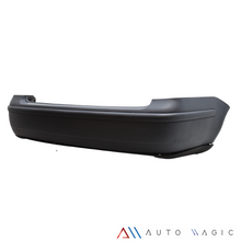 Load image into Gallery viewer, Defensa trasera Polo sedan 03-07 completa con accesorios