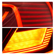 Cargar imagen en el visor de la galería, Calavera Passat cc 13-16 LED exterior izquierda