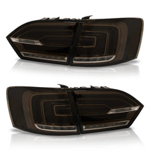 Load image into Gallery viewer, Calaveras Jetta 11-14 LED tipo Gli negras Performance
