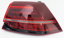 Load image into Gallery viewer, Calaveras Golf 15-17 LED secuencial tipo Gti rojas performance