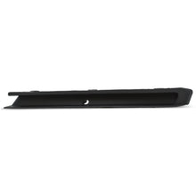 Load image into Gallery viewer, Moldura de defensa Jetta 15-18 delantera derecha
