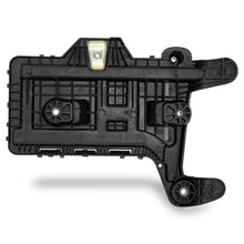 Load image into Gallery viewer, Base de bateria Jetta 11-18/ BORA 05-10 / Beetle 12-18 / Passat 06-10 / Golf Gti 07-09 / Audi A3 04-08 / Leon 06-09 / Altea 05-08