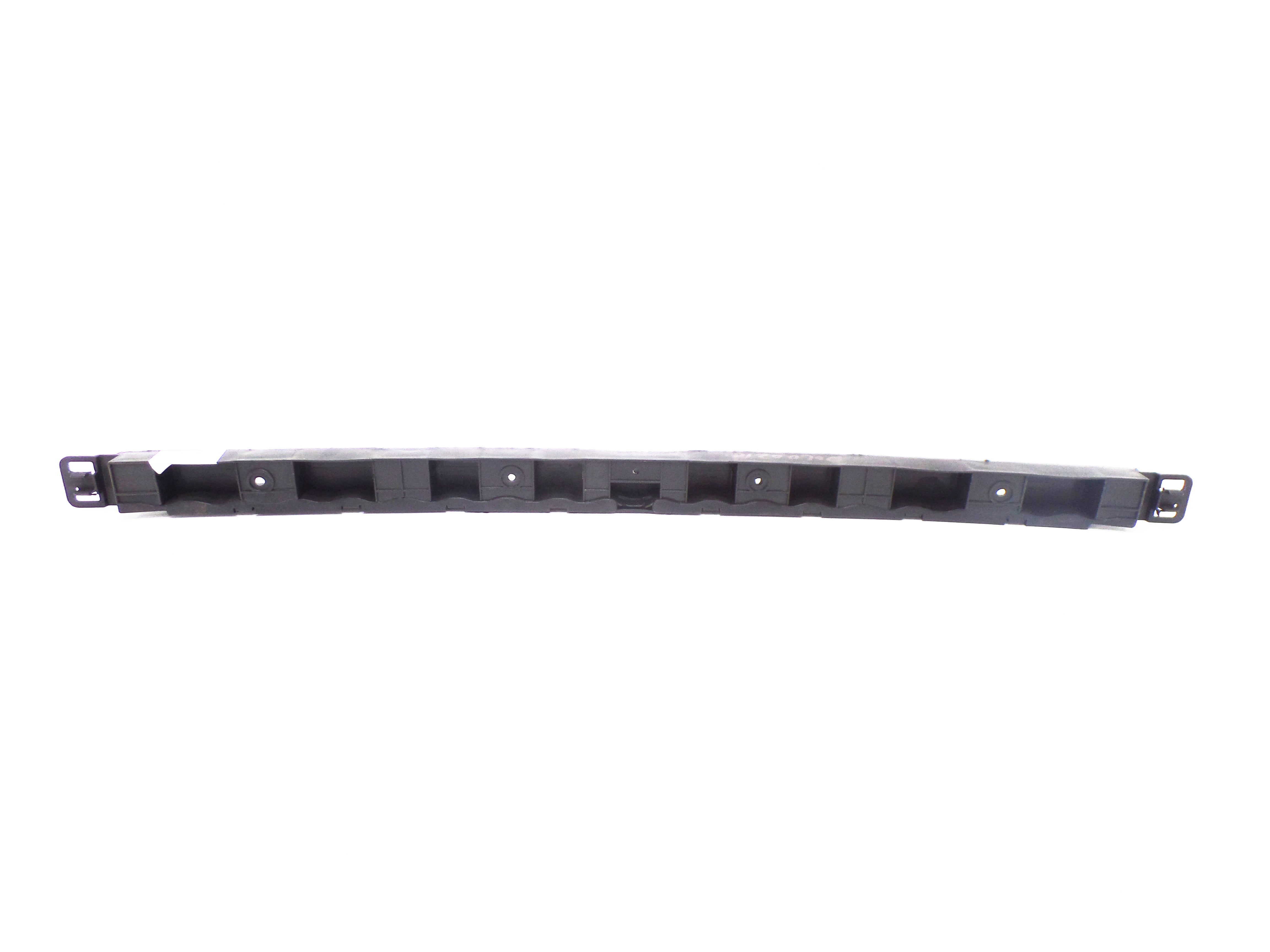 Soporte guia H.B y sedan Polo 03-07 central defensa trasera
