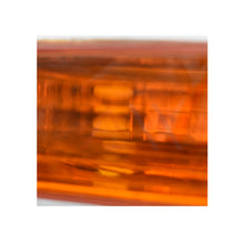 Cargar imagen en el visor de la galería, Cuarto direccional lateral delantero derecho Passat 06-11