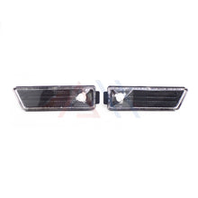 Load image into Gallery viewer, Cuarto direccional defensa Golf/Jetta 93-99 Humo 2pzas.