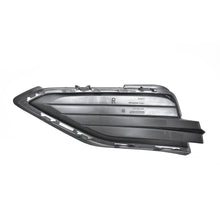 Load image into Gallery viewer, Rejilla Jetta 19-21 Comfortline, Trendline s/faro niebla derecha