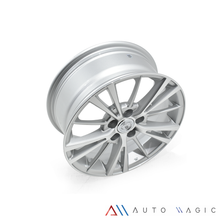 Cargar imagen en el visor de la galería, Llantas 15 4/100 Yaris Prius Gm3 Versa March City Spark Aveo
